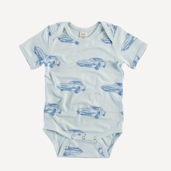 Kate Quinn | "Blue Cars" Bamboo short sleeve Kimono bodysuit | Size 6-12 Month - Picture 1 of 11